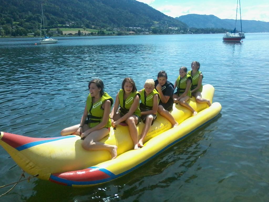 Ferienwohnung Frieser Steindorf am Ossiacher See Exteriör bild