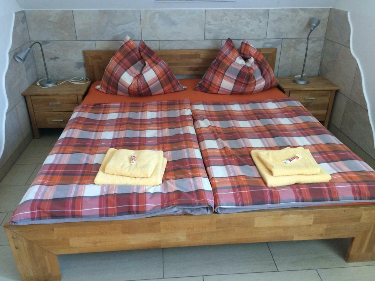 Ferienwohnung Frieser Steindorf am Ossiacher See Exteriör bild